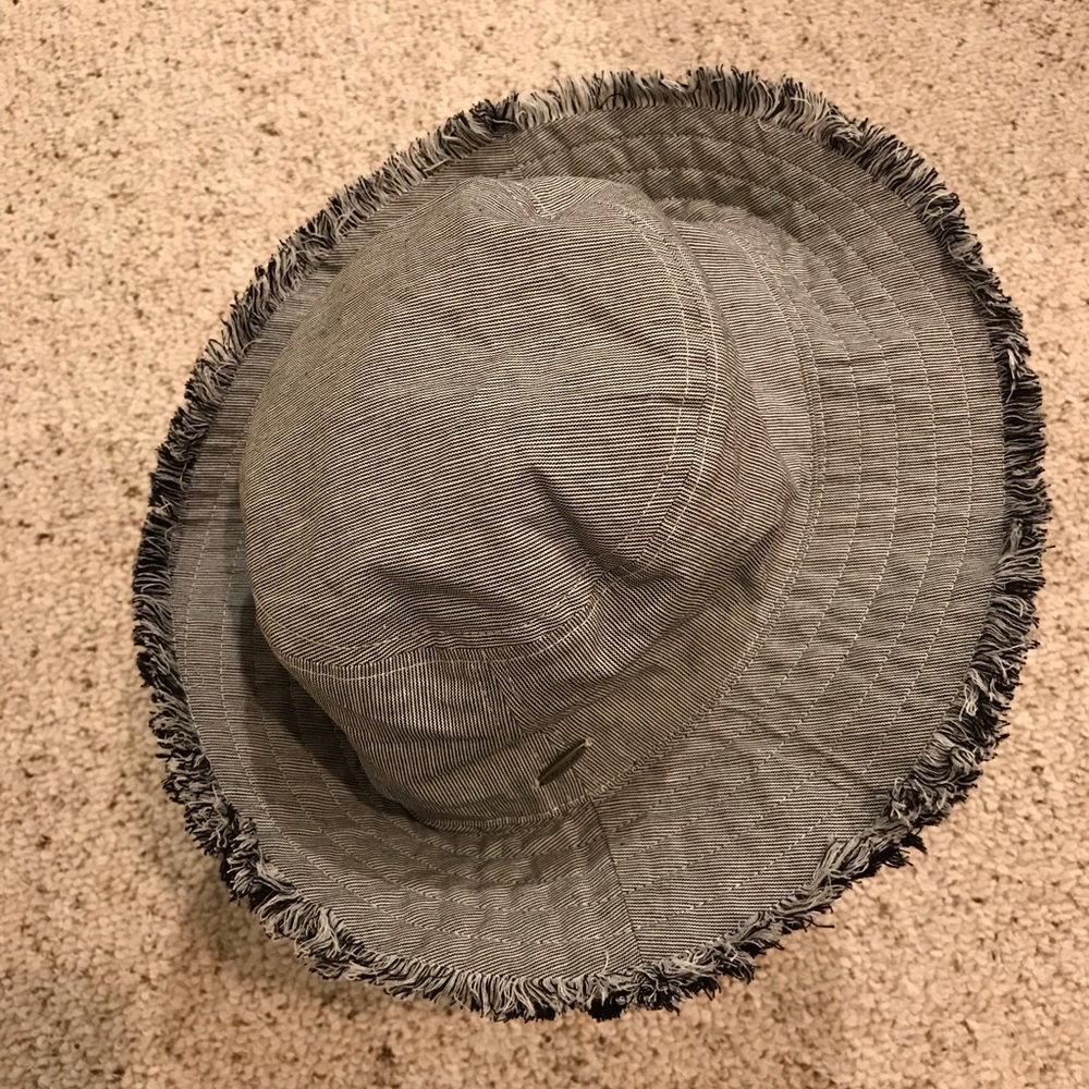 Coolibar SPF 50 bucket hat